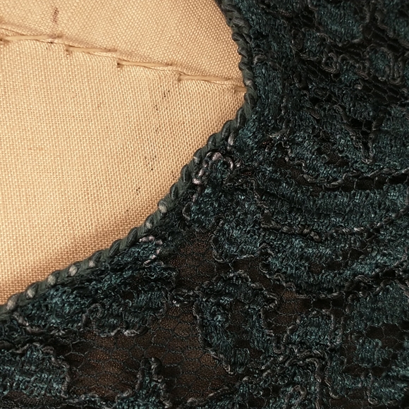 Silk Lace Dark Green Formal Dress Set Excellent Quality Sara Mique Holiday Party - Picture 15 of 16